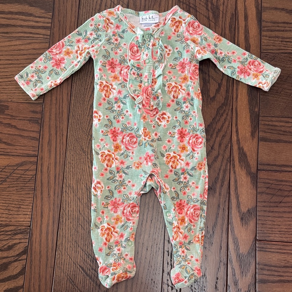 Baby Girl Lot; 3 6-9M Outfits. Spice Girls, Nicole Miller, Children’s place - Picture 8 of 10